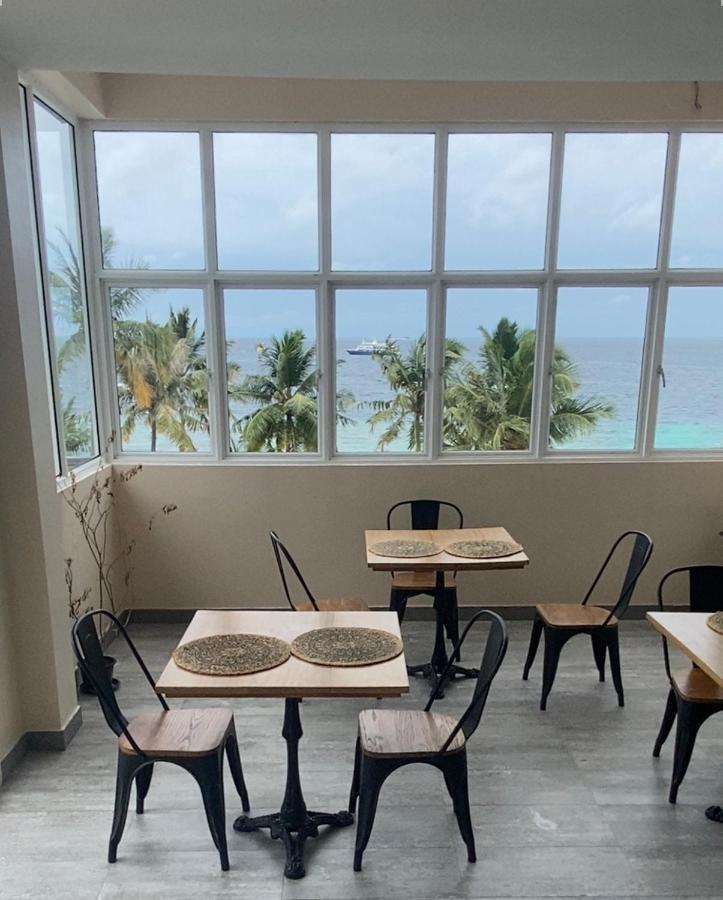 Lea Spa Hotel Maafushi Ngoại thất bức ảnh