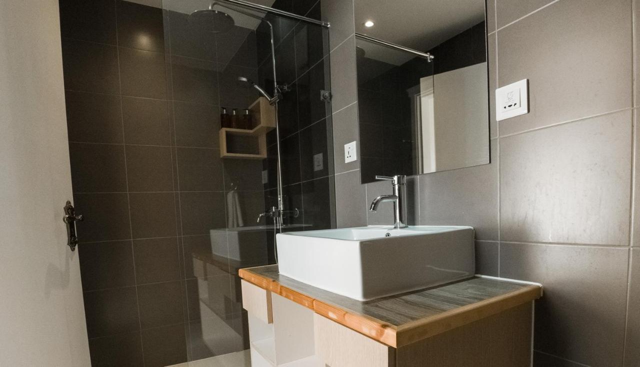 Lea Spa Hotel Maafushi Ngoại thất bức ảnh